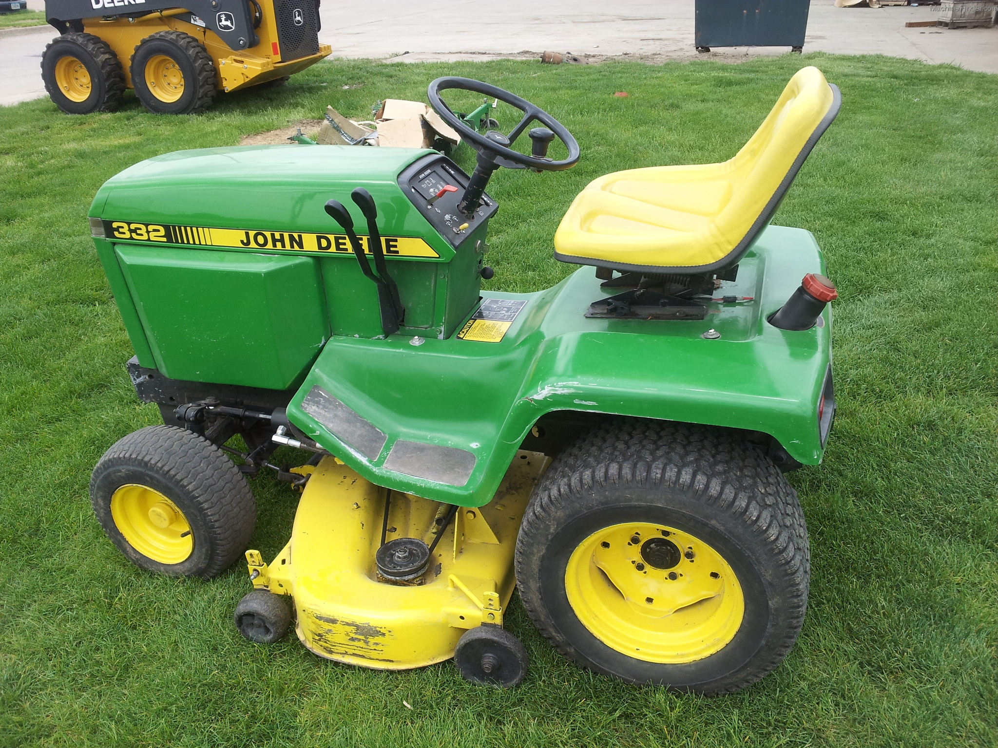 1990 John Deere 332 Lawn & Garden and Commercial Mowing - John Deere ...