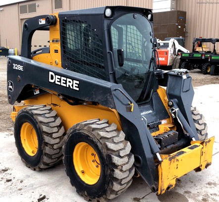 2014 John Deere 328E Skid Steer Loaders - John Deere MachineFinder