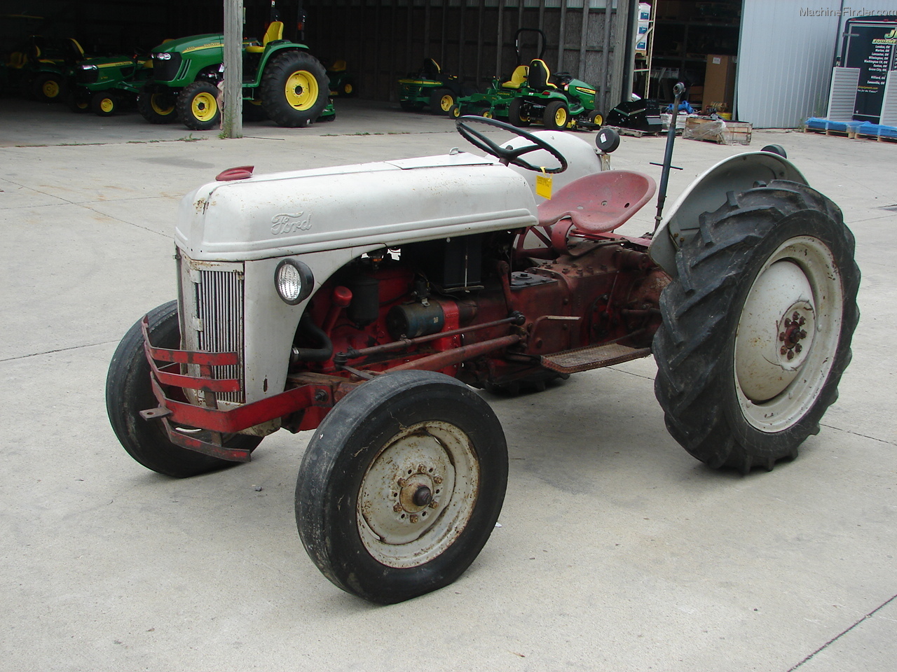 1947 Ford tractors #10