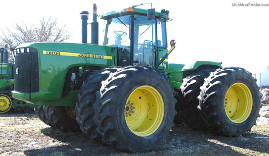 2001 John Deere 9300