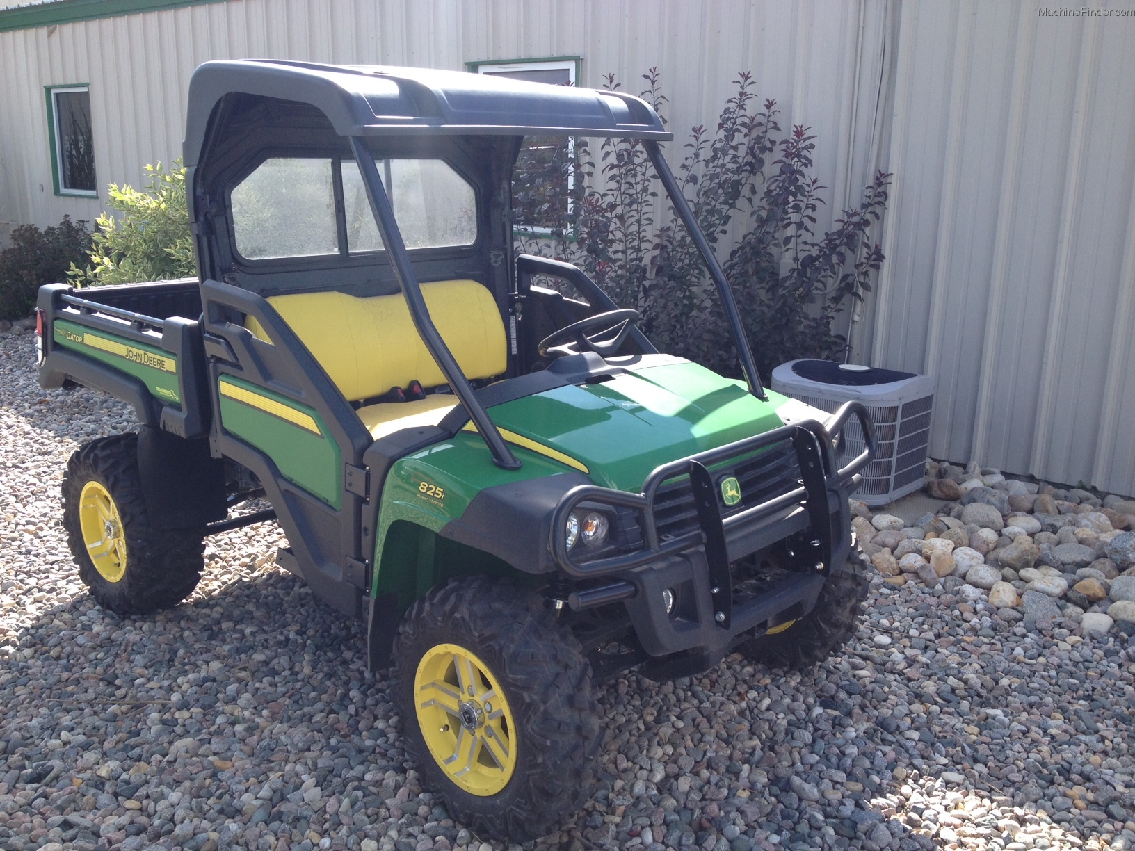 Used Farm & Agricultural Equipment - John Deere MachineFinder