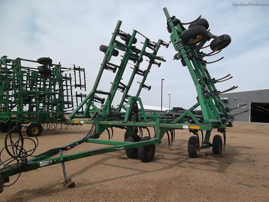 Summers CHISEL PLOW Tillage - John Deere MachineFinder