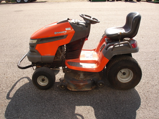 2010 John Deere HUSQVARNA 1542 Lawn & Garden and Commercial Mowing ...