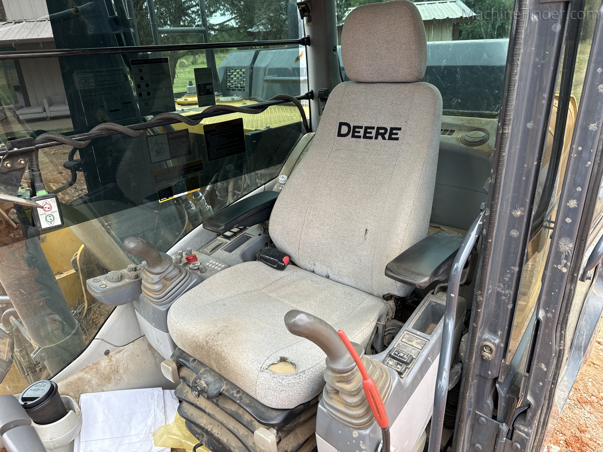 2017 John Deere 130G Image 9