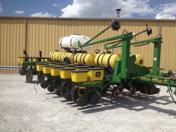 2000 John Deere 1770 - Planters: Drawn - John Deere MachineFinder