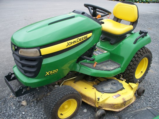 2007 John Deere X520 Lawn & Garden and Commercial Mowing - John Deere ...