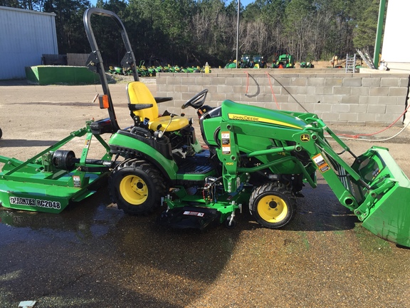 John Deere 1026R - Compact Utility Tractors - Sunshine Equipment