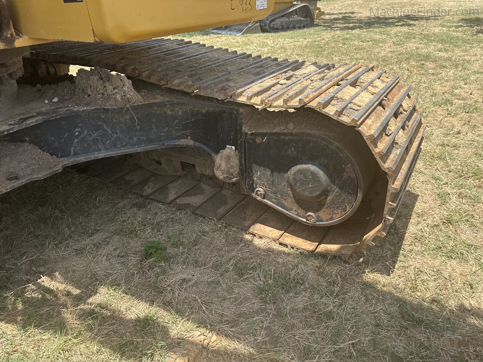 2018 Caterpillar 323 Image 12