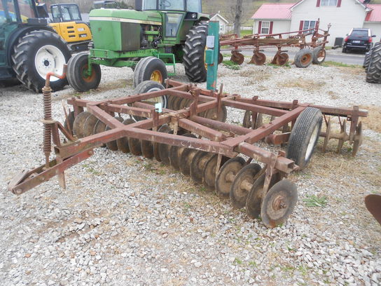 International Harvester 12 FOOT DISK Tillage - John Deere MachineFinder