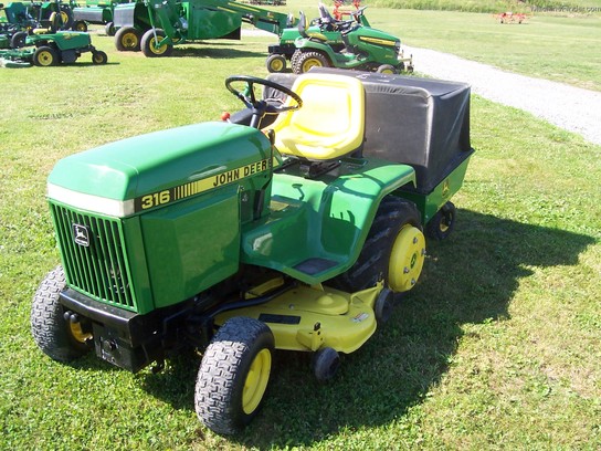 John Deere 316 Lawn & Garden and Commercial Mowing - John Deere ...