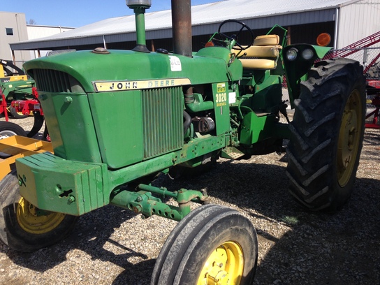 John Deere 3020 Tractors - Utility (40-100hp) - John Deere MachineFinder