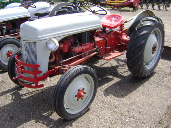 1948 Ford tractor print #7