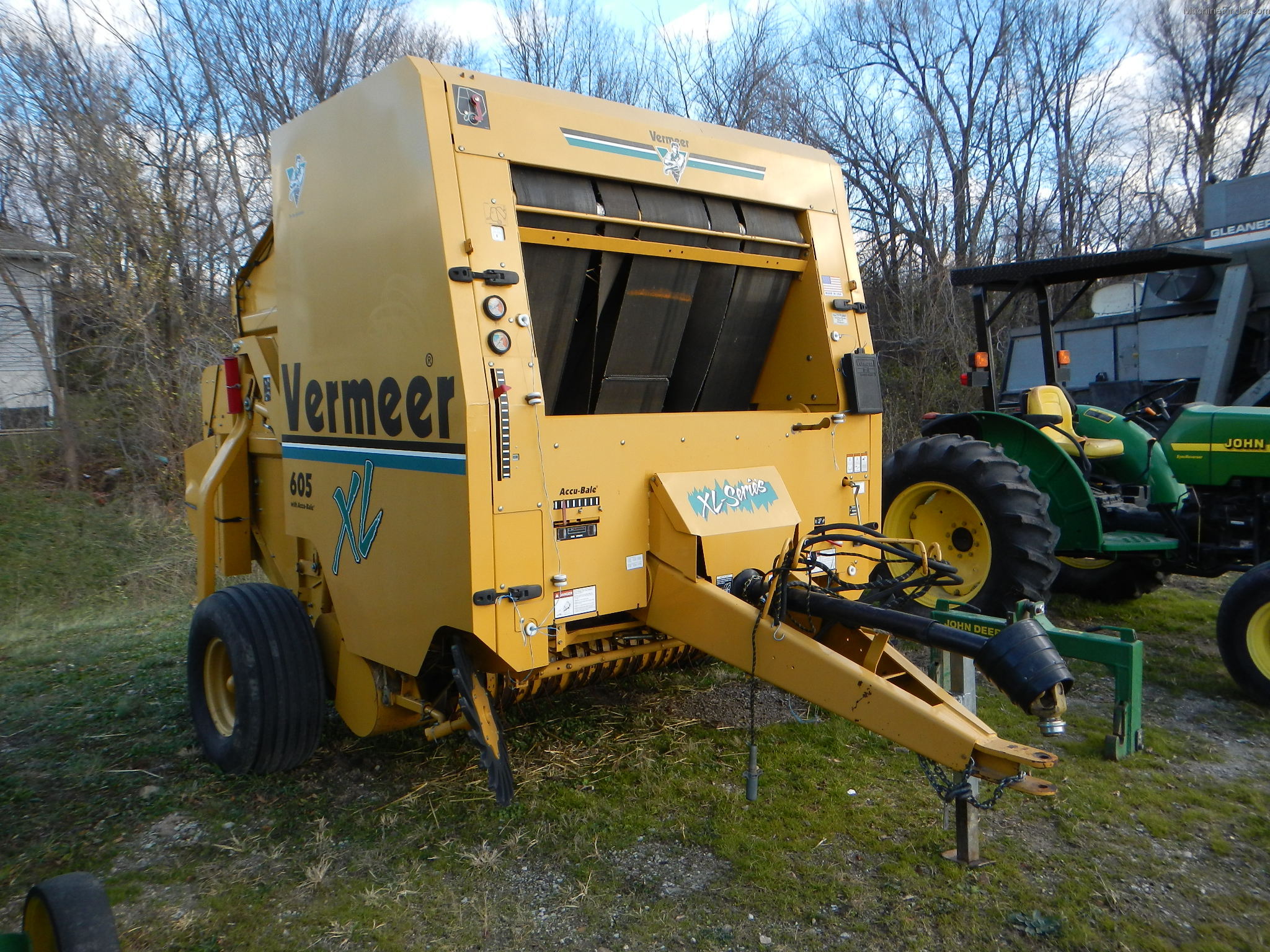 2001 Vermeer 605XL Hay Equipment - Round Balers - John Deere MachineFinder