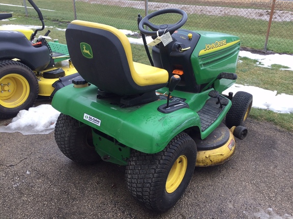 John Deere LX277 Lawn & Garden Tractors for Sale | [67152]