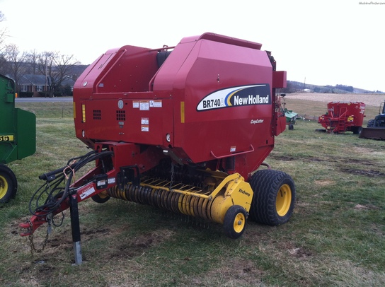 New Holland BR740A Hay Equipment - Round Balers - John Deere MachineFinder