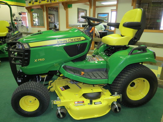 2014 John Deere X750 Lawn & Garden and Commercial Mowing - John Deere ...