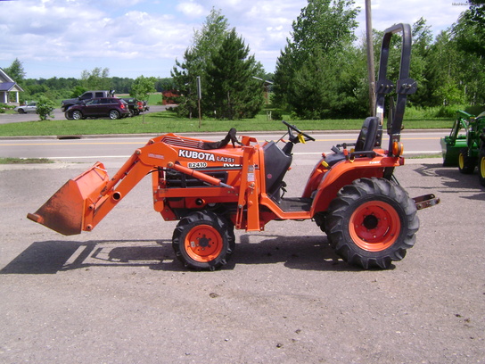 2000 Kubota B2410 Tractors - Compact (1-40hp.) - John Deere MachineFinder