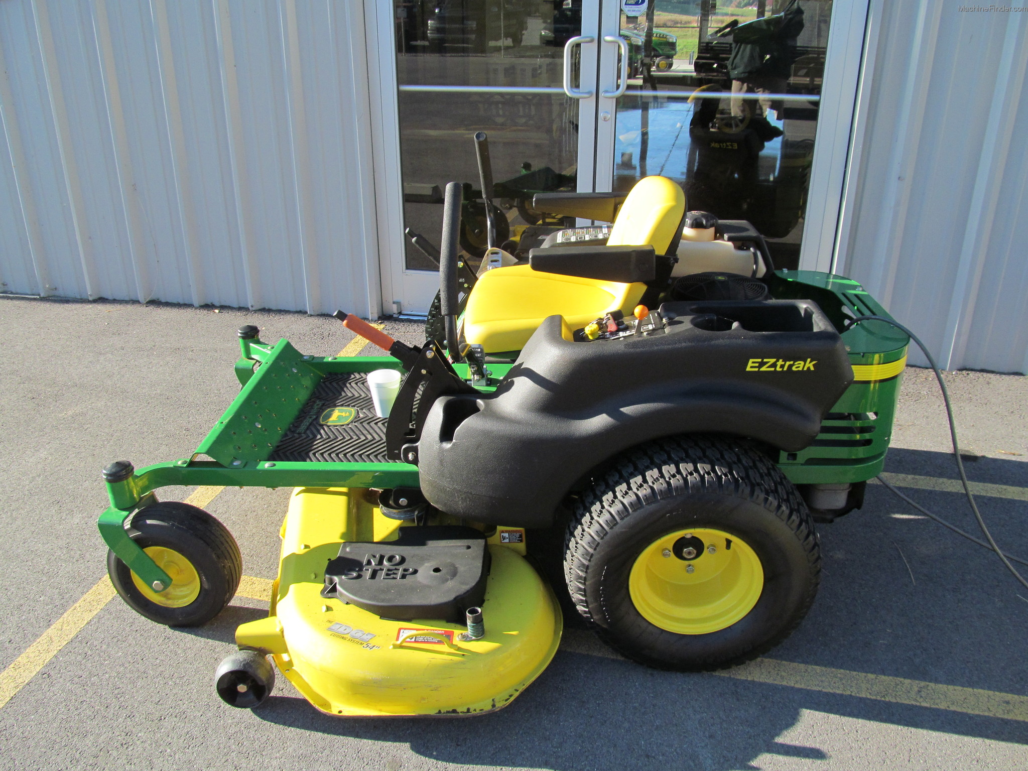 2009 John Deere Z425 Lawn & Garden and Commercial Mowing - John Deere ...