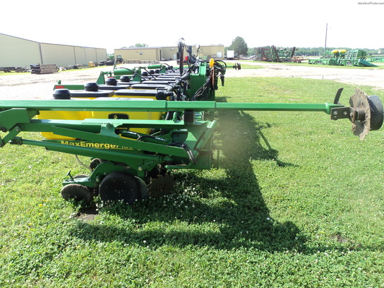 2001 John Deere 1720 Planting & Seeding - Planters - John Deere ...