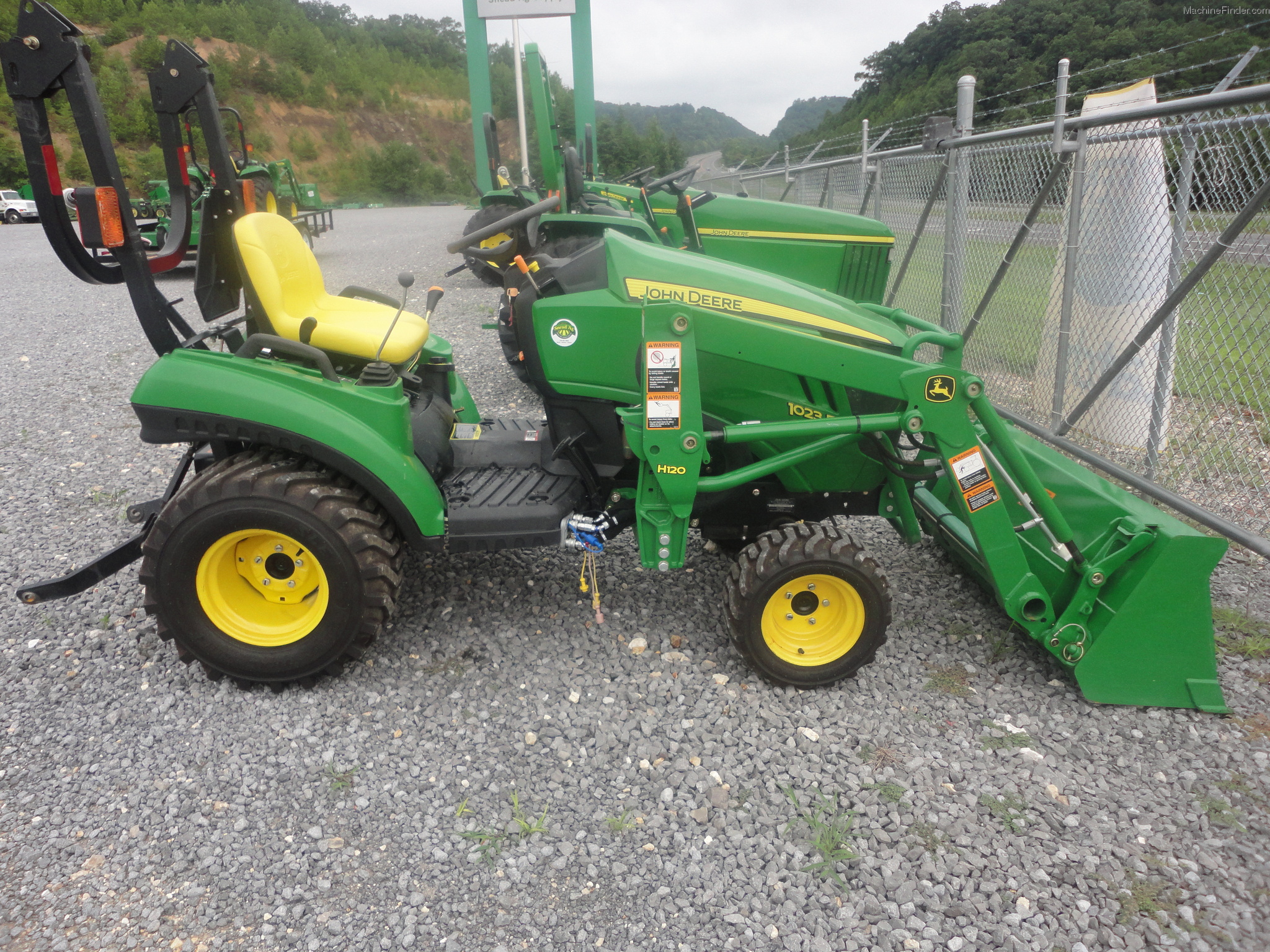 2011 John Deere 1023E Tractors - Compact (1-40hp.) - John Deere ...