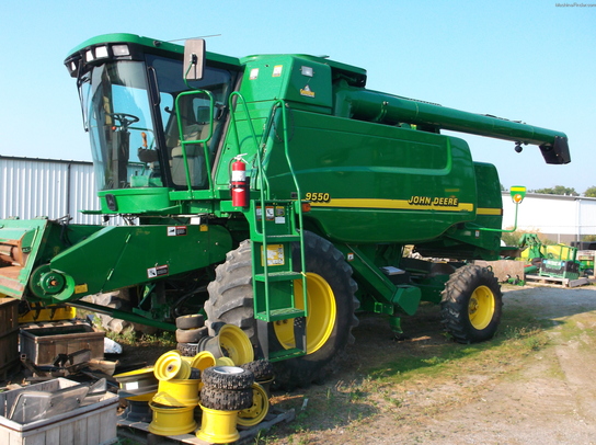 2001 John Deere 9550 Combines - John Deere MachineFinder