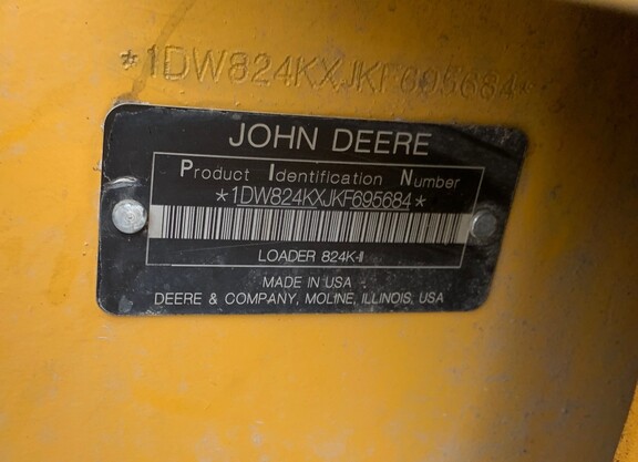 Photo of a 2019 John Deere 824K