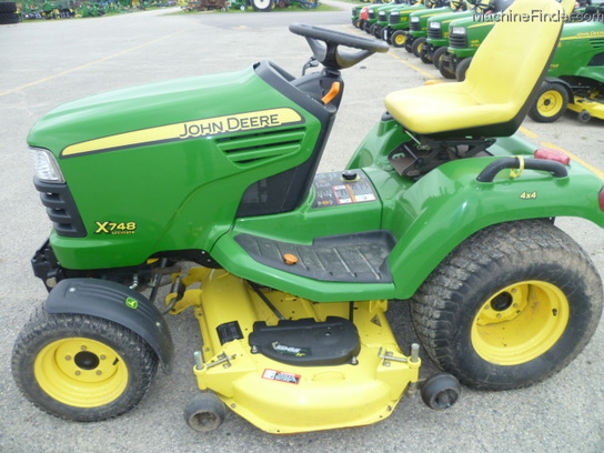 2006 John Deere X748 Lawn & Garden and Commercial Mowing - John Deere ...