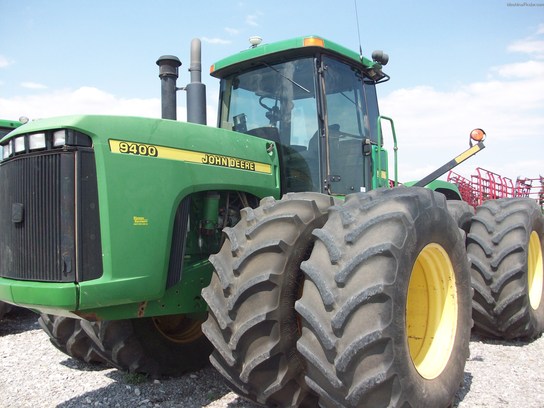 2000 John Deere 9400