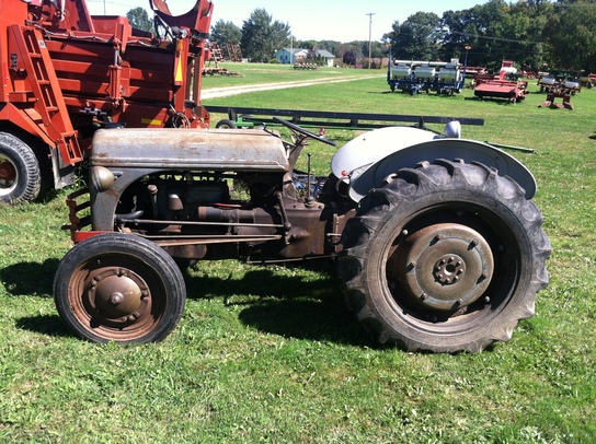 Greenville ford tractor co #7