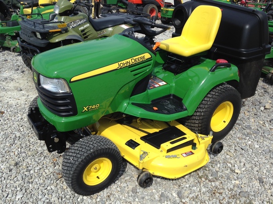 2011 John Deere X740 Lawn & Garden and Commercial Mowing - John Deere ...