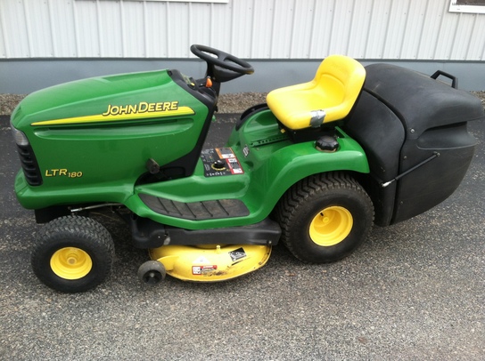 2002 John Deere LTR180 Lawn & Garden and Commercial Mowing - John Deere ...