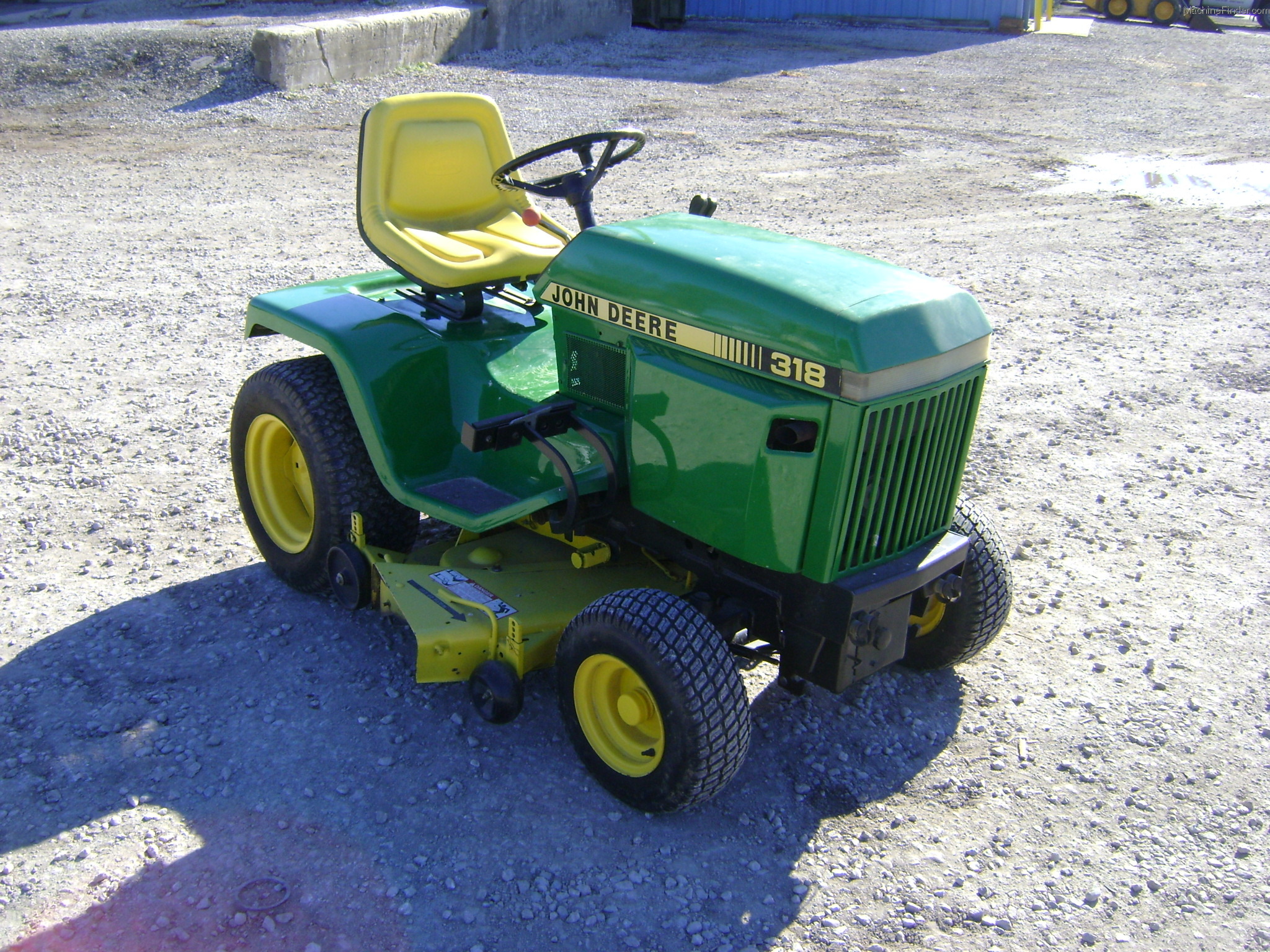 Jd 318 Lawn Tractor