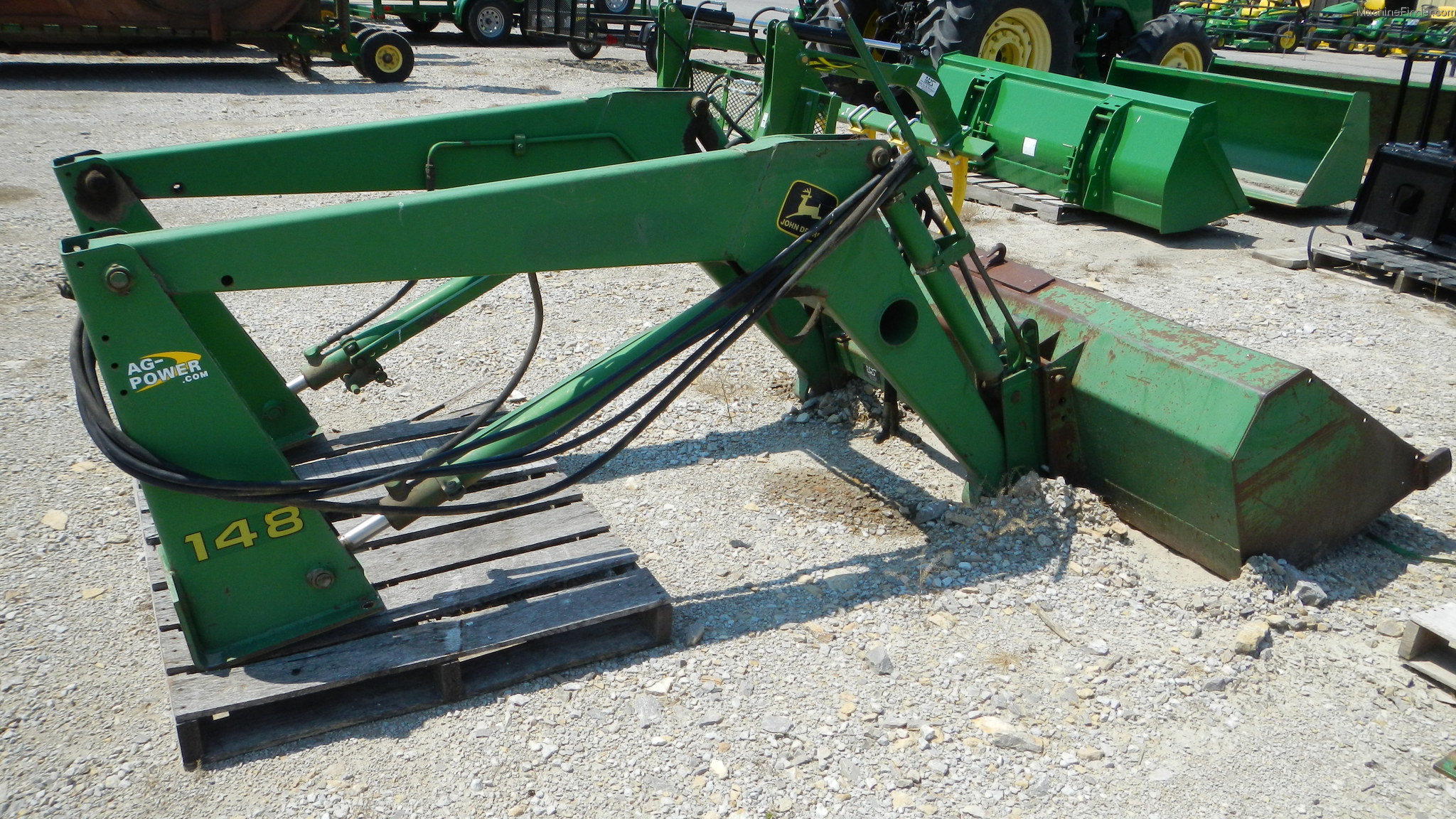 John Deere 148 Tractor Loaders - John Deere MachineFinder