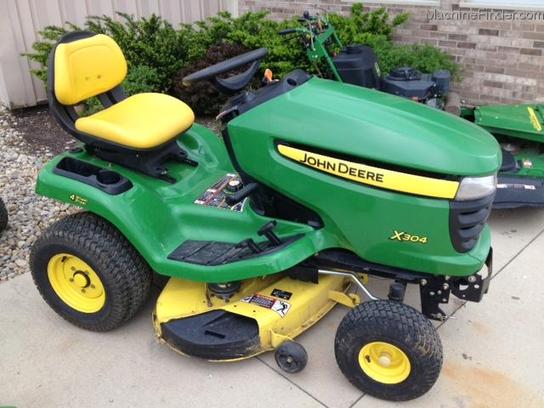 2006 John Deere X304 Lawn & Garden and Commercial Mowing - John Deere ...