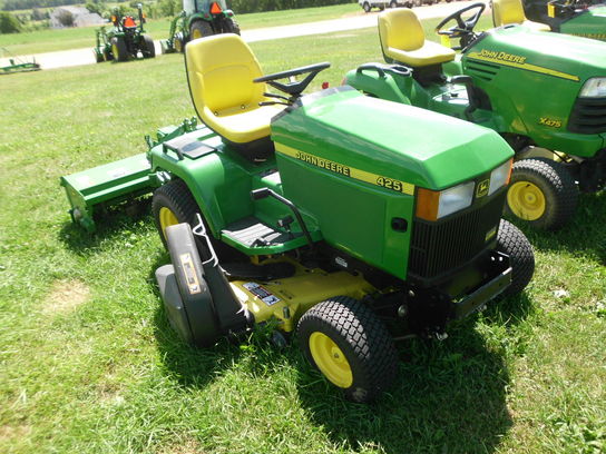 2001 John Deere 425 Lawn & Garden and Commercial Mowing - John Deere ...