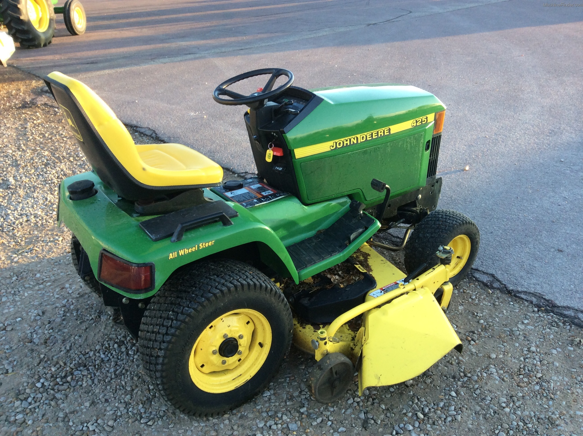 1996 John Deere 425 Lawn & Garden and Commercial Mowing - John Deere ...