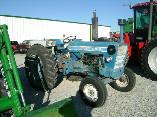 Ford 7000 tractor tires #2