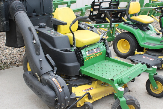 2013 John Deere Z445 Lawn & Garden and Commercial Mowing - John Deere ...