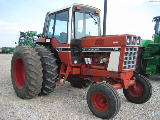 1979 International 1086 Tractors - Row Crop (+100hp) - John Deere ...