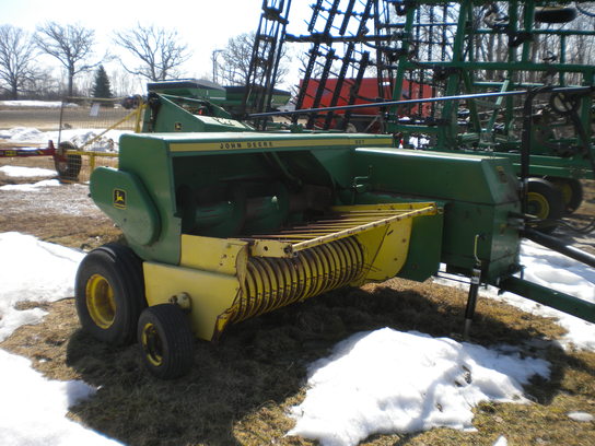 John Deere 327 Hay Equipment - Square Balers - John Deere MachineFinder