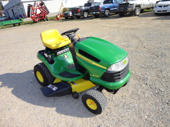 2010 John Deere LA105 Lawn & Garden and Commercial Mowing - John Deere ...