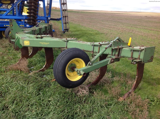 John Deere 915 Tillage - John Deere MachineFinder