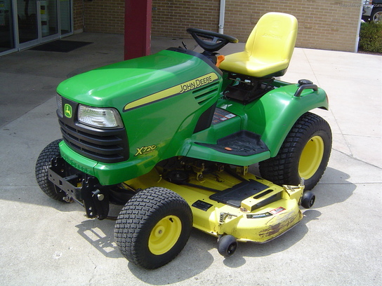 2006 John Deere X720 Lawn & Garden and Commercial Mowing - John Deere ...