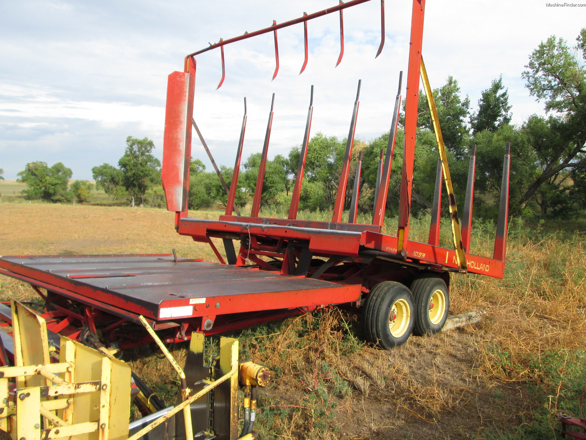 New Holland 1066 Hay Equipment - Handling and Transport - John Deere ...