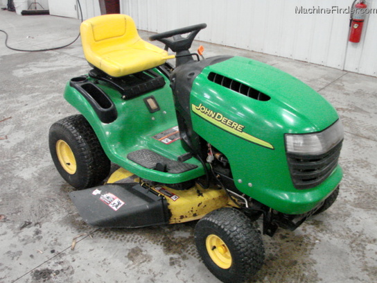 2003 John Deere L110